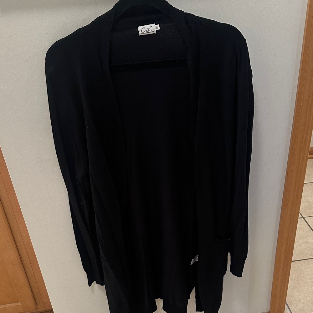 Cielo Black Knitwear